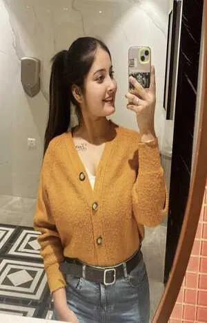 young call girl in Moti Bagh