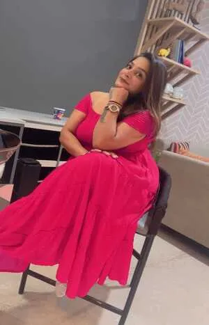 female escorts in Moti Bagh